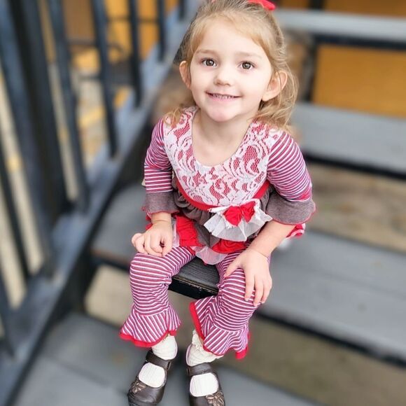 Isobella & Chloe Tunic & Pant Set - Picture 1 of 7
